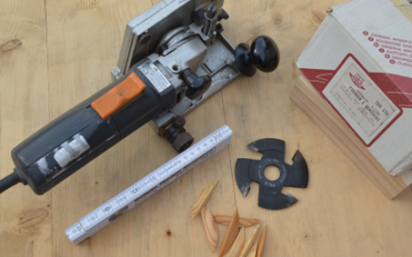 Small saw used to cut the slot 