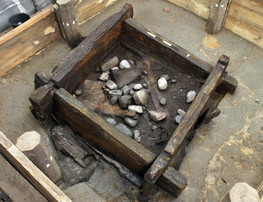 The 7000-year-old well of Altscherbitz near Leipzig during the excavation.