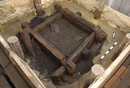 Log construction of the 7000-year-old well of Altscherbitz near Leipzig during the excavation. 