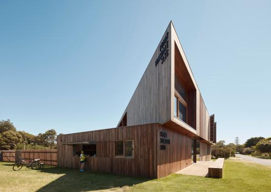 a building with a triangular roof