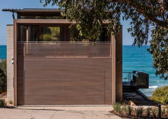 a building with a large garage door