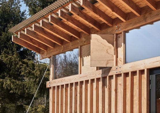 a wooden structure with a roof